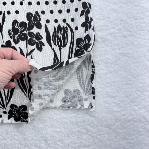 Dressbarn Polka Dot Floral Gauze Tunic Top Peasant Boho B & W Womens 18/20 - Picture 8 of 11